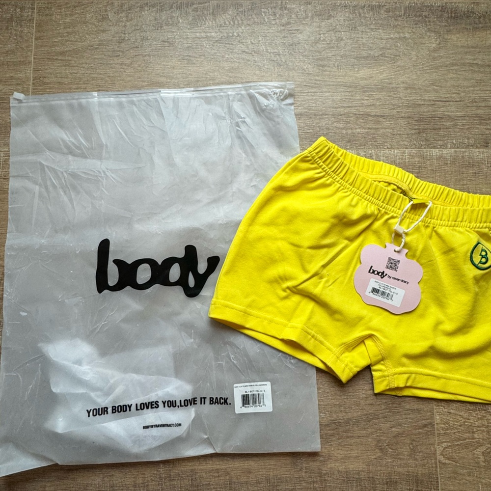 NEW Body by raventracy x latto collab sold out!! - Picture 3 of 5